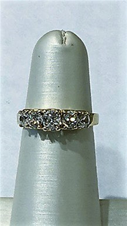 14k Yellow Gold Diamond Ring