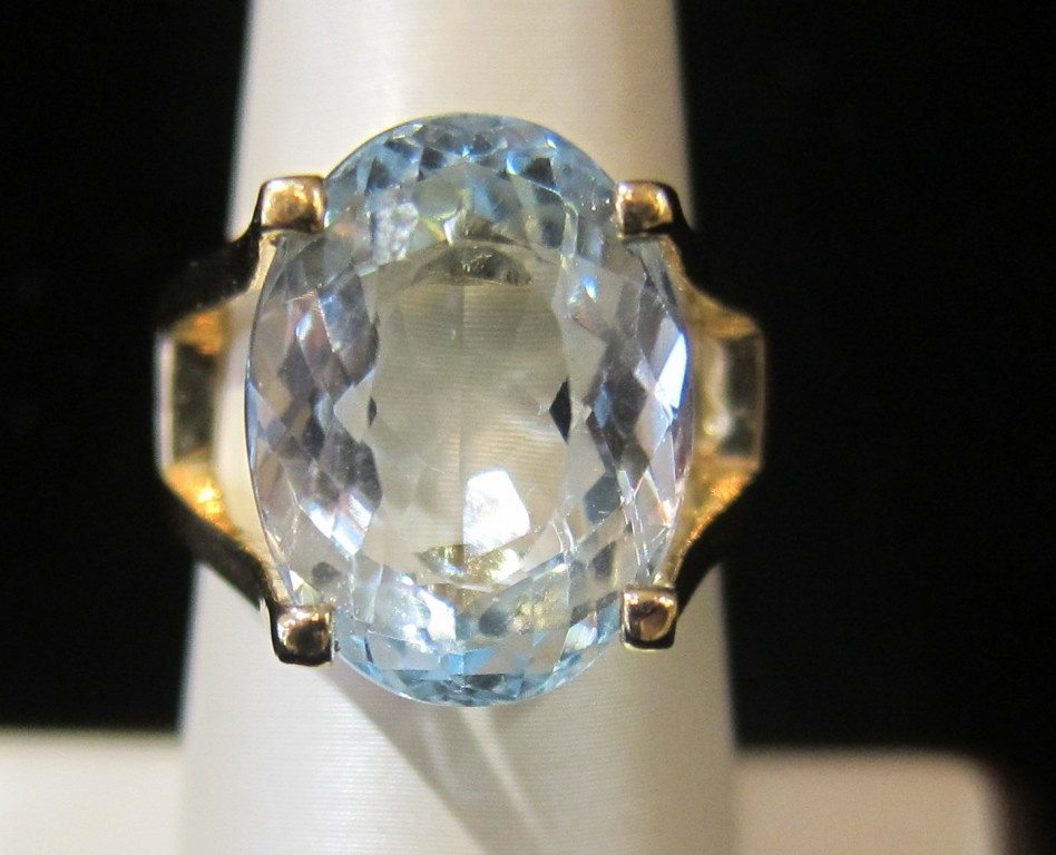 14k Yellow Gold Blue Topaz & Topaz Ring