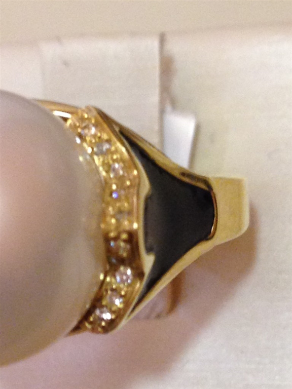 18k Gold Pearl Ring
