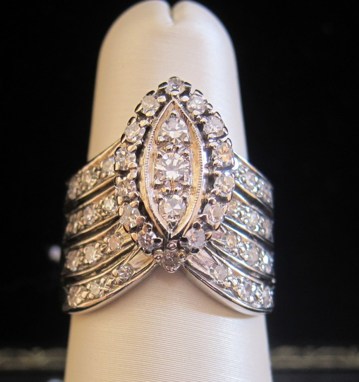 14k White Gold Diamond Ring