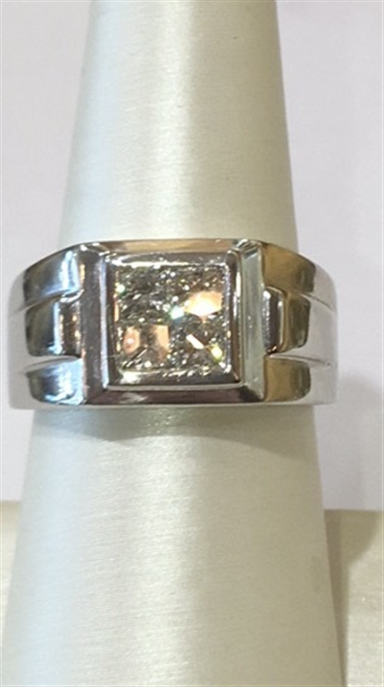Platinum Diamond Ring