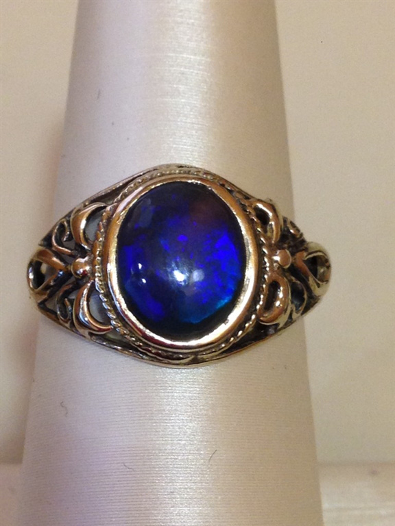 14k Gold Opal Ring