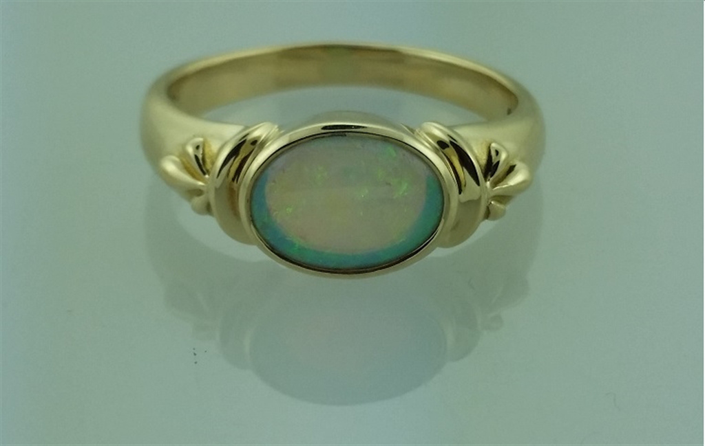 14k Yellow Gold Opal Ring