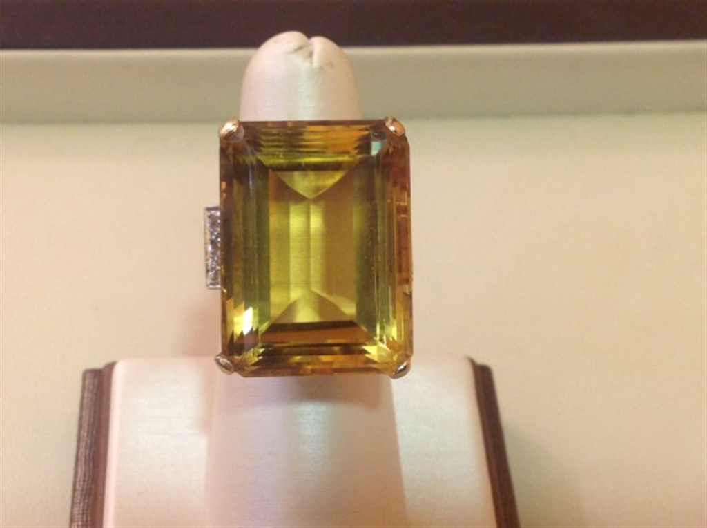 14k Yellow Gold Diamond & Citrine Ring