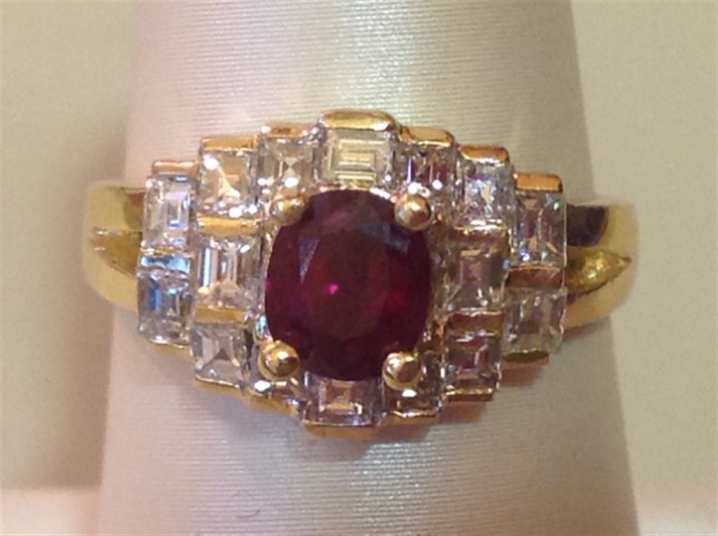 18k Yellow Gold Diamond & Ruby Ring