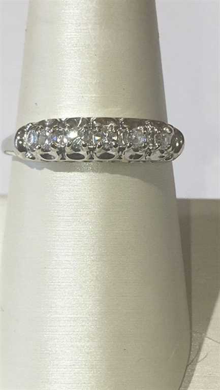 14k White Gold Diamond Ring