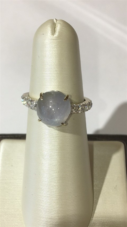 18k White Gold Diamond & Sapphire Ring