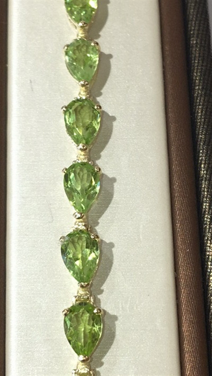 14k Yellow Gold Peridot Bracelet