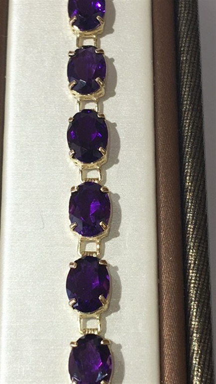 14k Yellow Gold Amethyst Bracelet