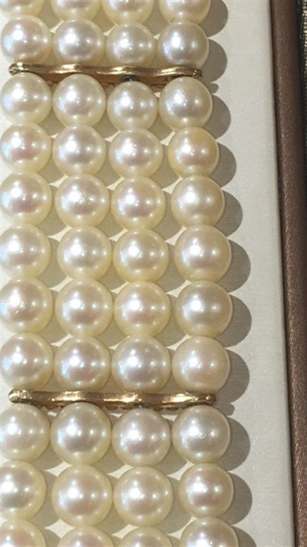 14k Yellow Gold Pearl Bracelet