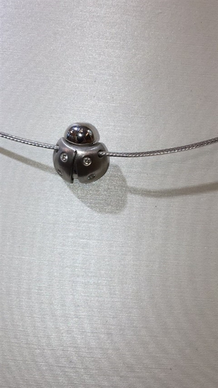 14k White Gold Diamond Necklace