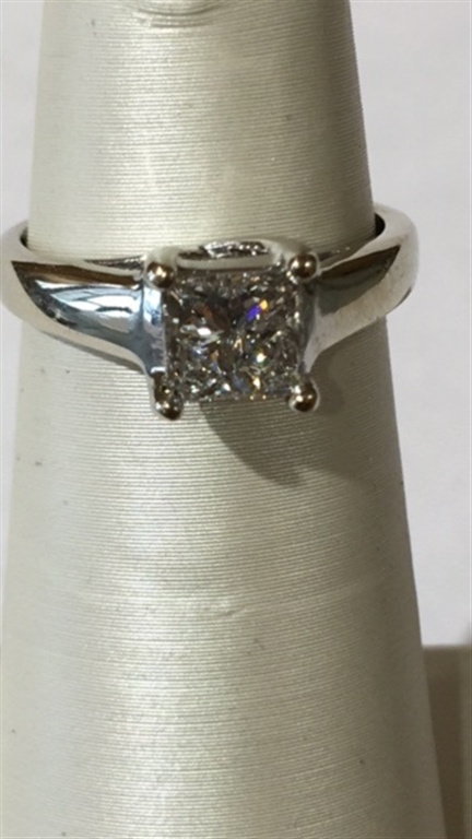Platinum Diamond Ring