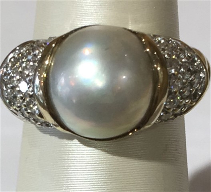 18k Yellow Gold Diamond & Pearl Ring