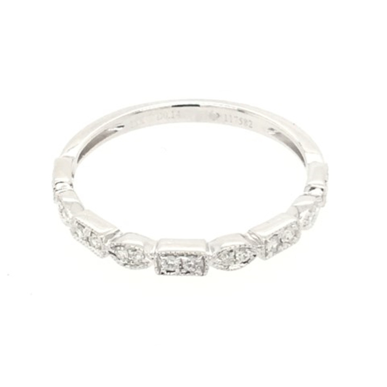18k White Gold Diamond Ring