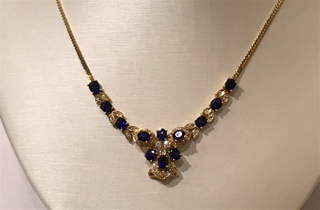 14k Yellow Gold Diamond & Sapphire Necklace