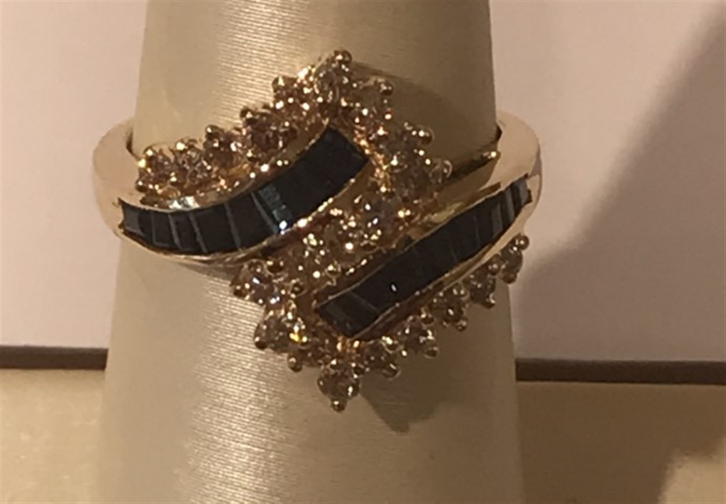 Diamond & Sapphire Ring