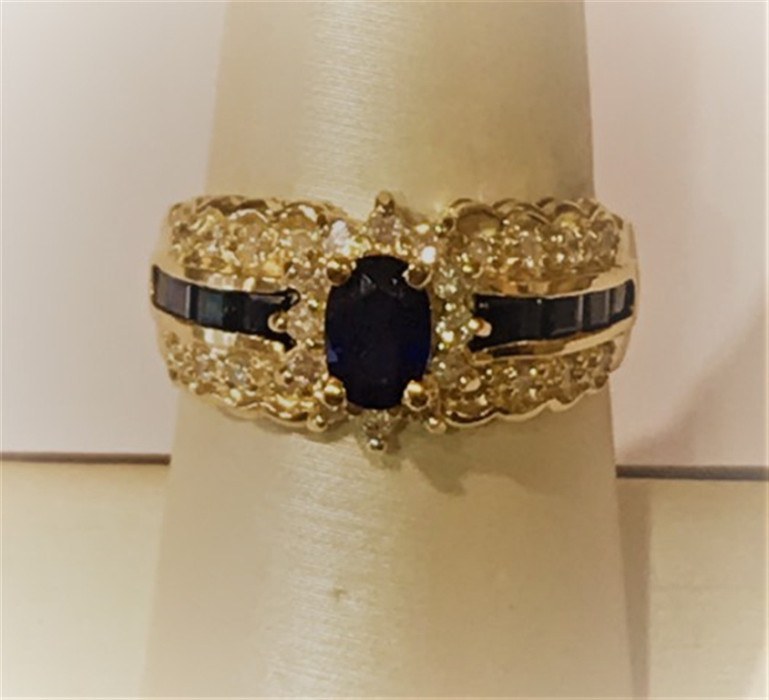 14k Yellow Gold Diamond & Sapphire Ring