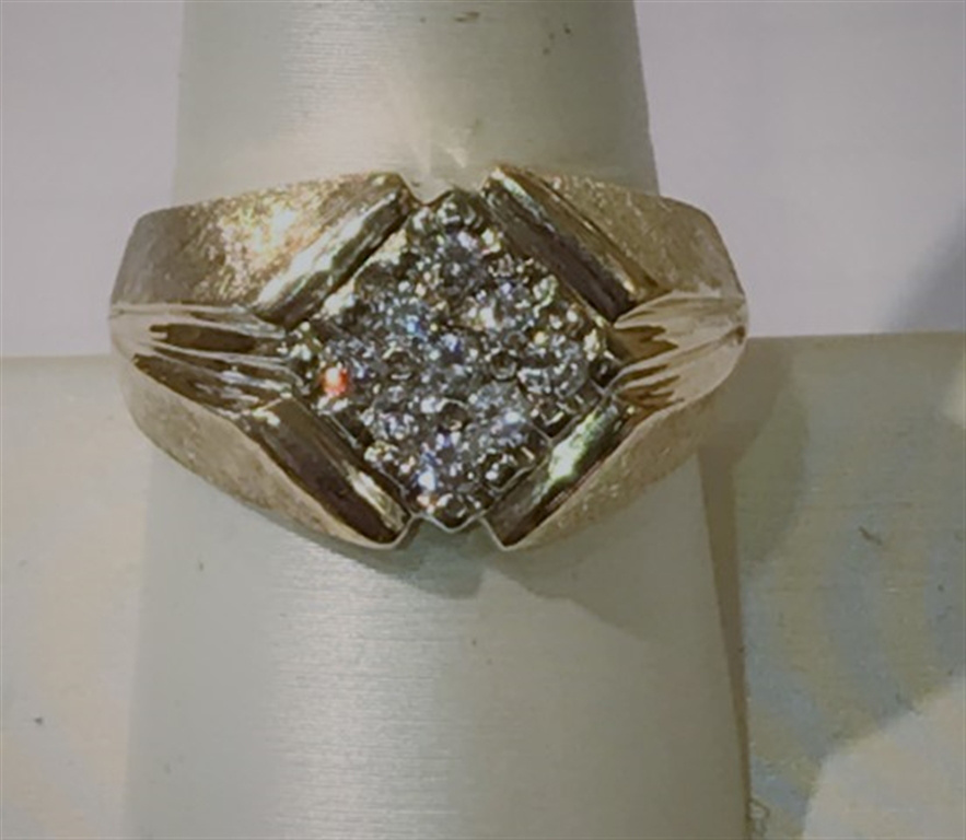 14k Yellow Gold Diamond Ring