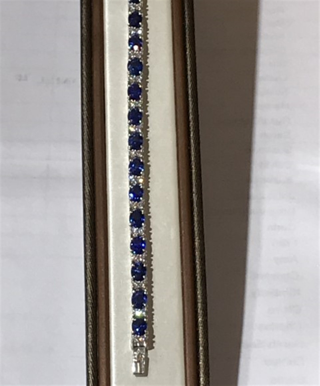 18k White Gold Diamond & Sapphire Bracelet
