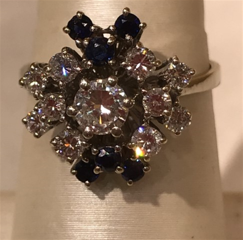 18k White Gold Diamond & Sapphire Ring