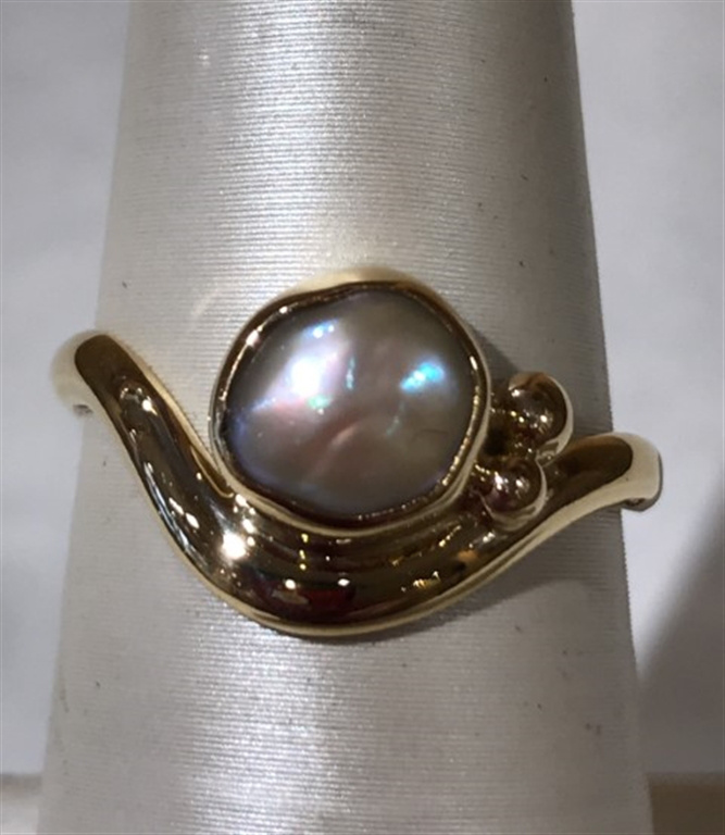 14k Yellow Gold Pearl Ring
