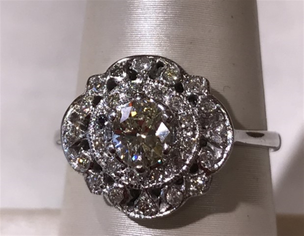 14k White Gold Diamond Ring