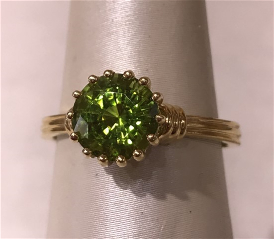 14k Yellow Gold Peridot Ring