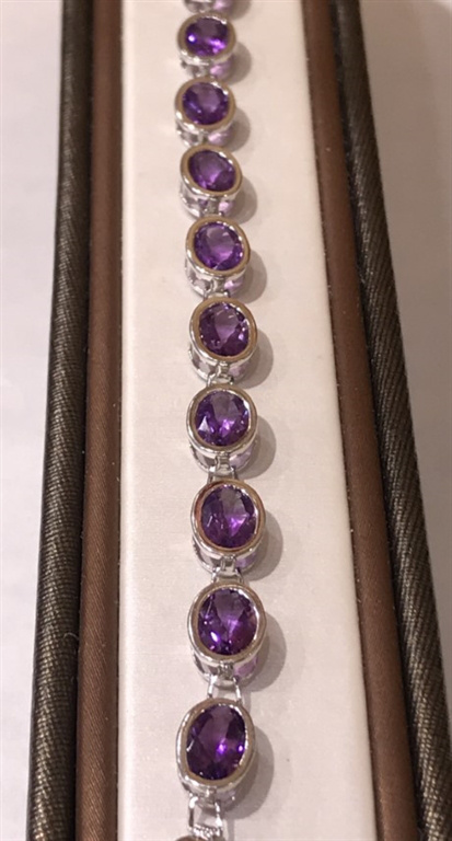 14k White Gold Amethyst Bracelet