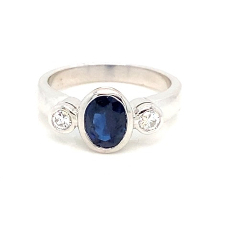 18k White Gold Diamond & Sapphire Ring