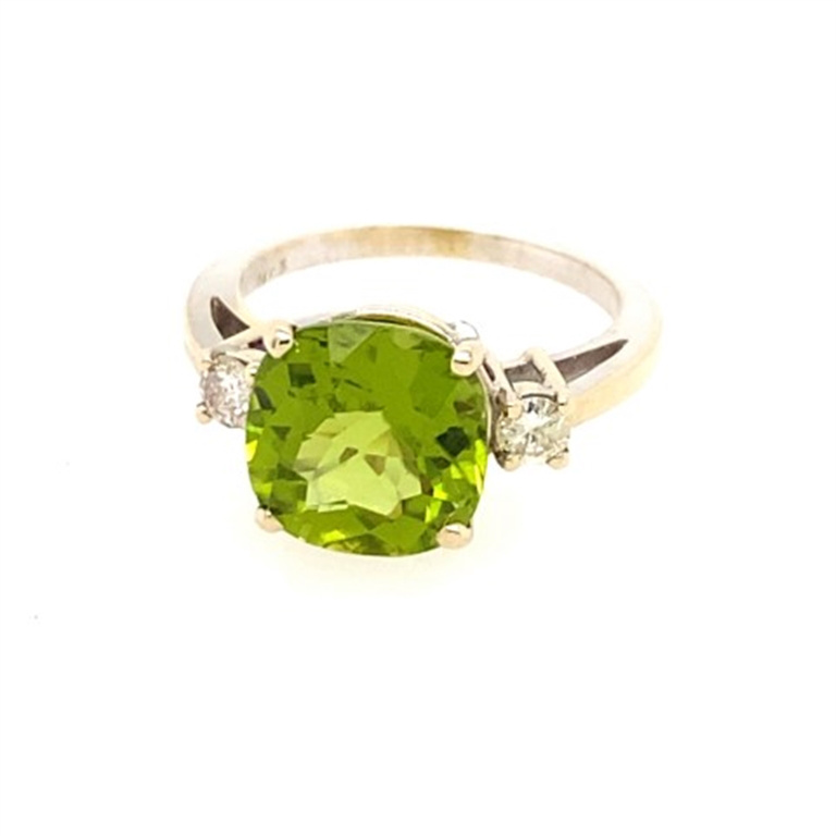 14k White Gold Diamond Ring