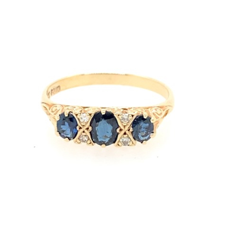 Diamond & Sapphire Ring