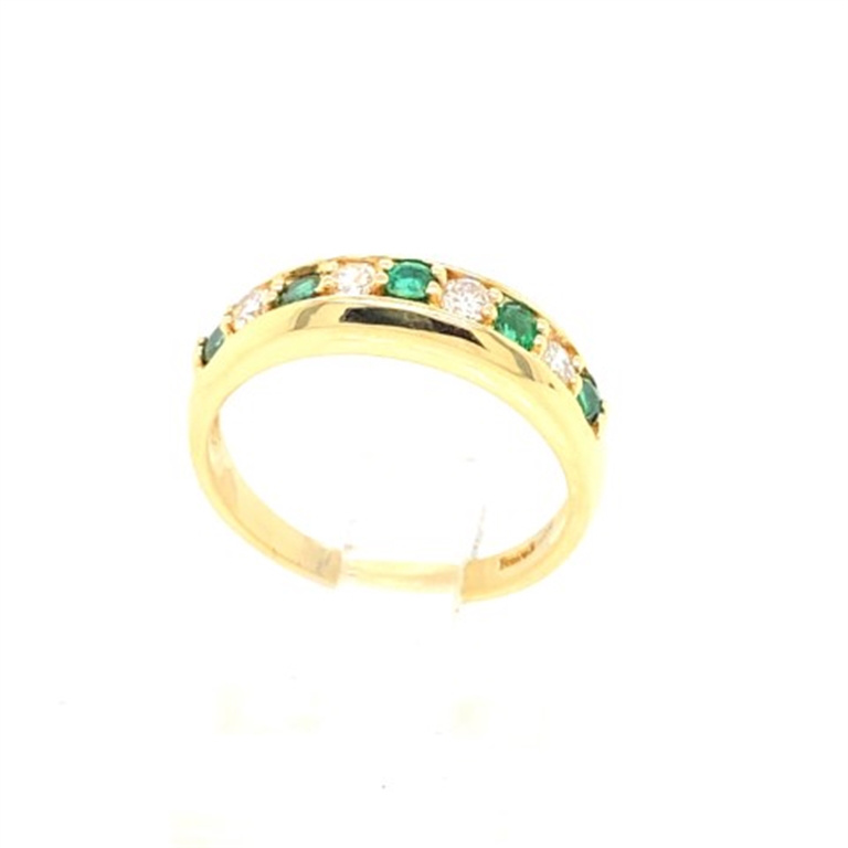 18k Yellow Gold Diamond & Emerald Ring