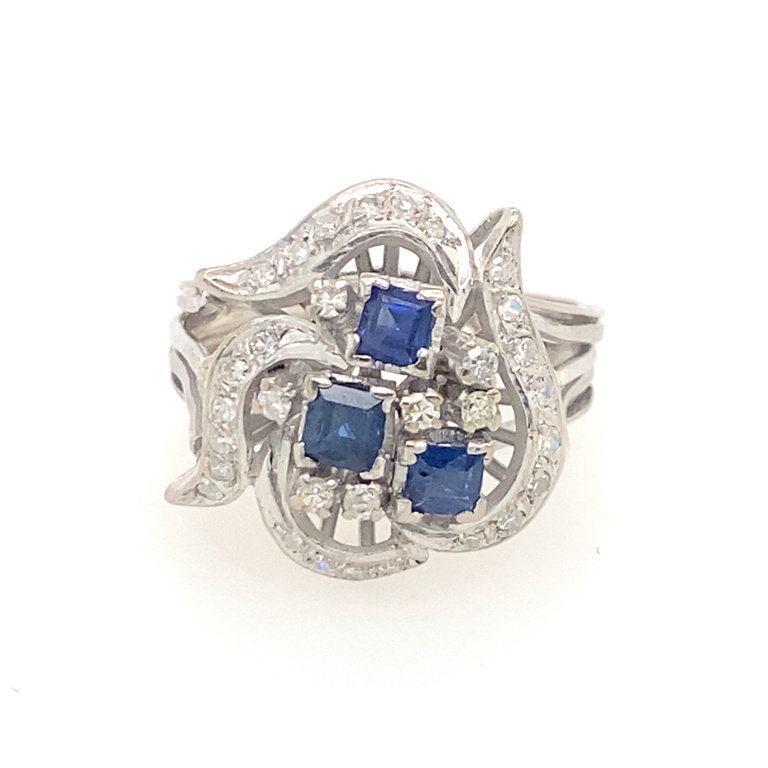 14k White Gold Diamond & Sapphire Ring
