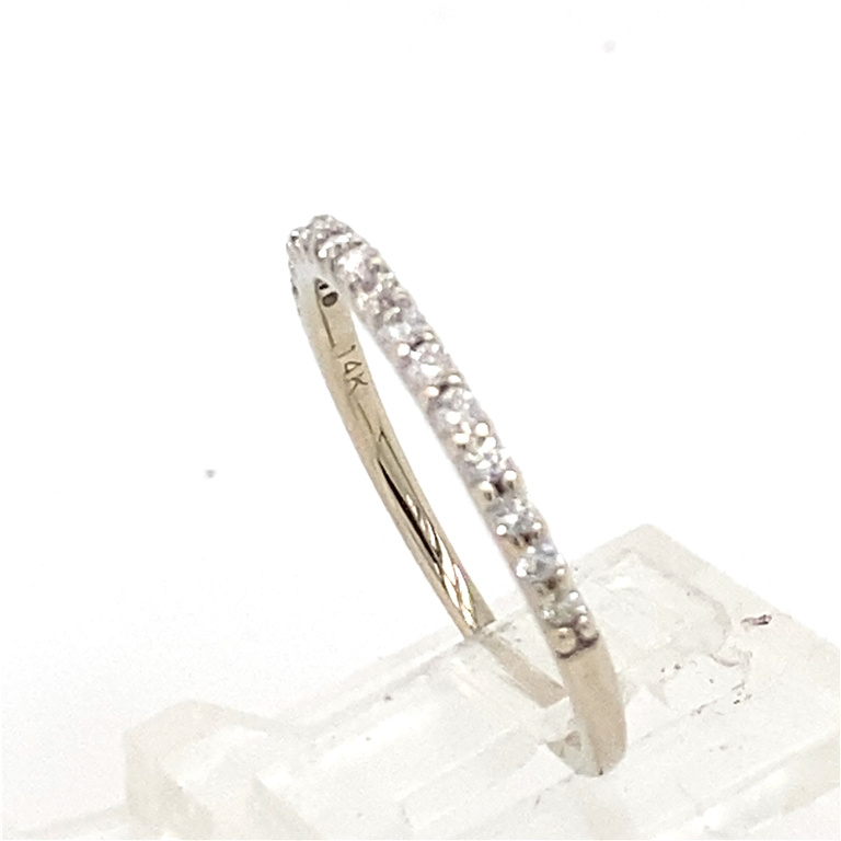 14k White Gold Diamond Ring