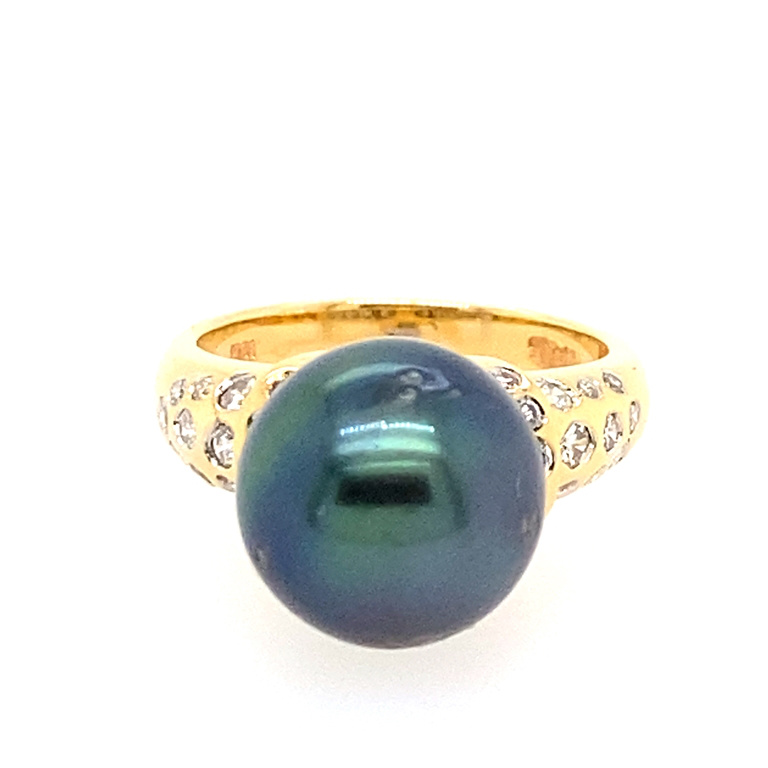 18k Yellow Gold Diamond & Pearl Ring