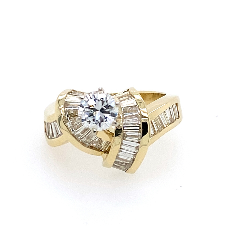 14k Yellow Gold Diamond Ring