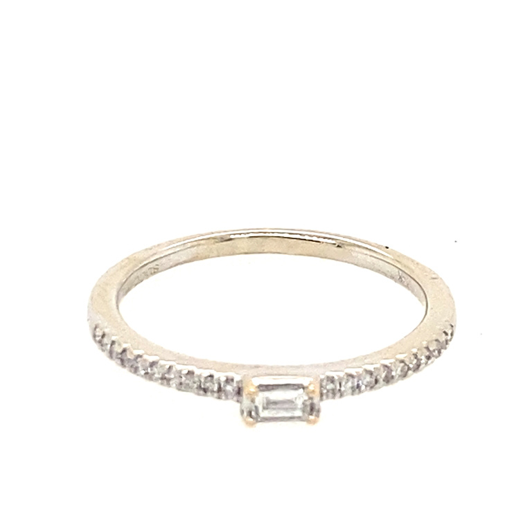 14k White Gold Diamond Ring