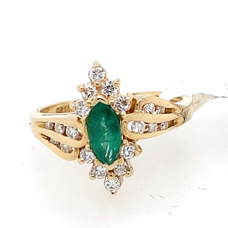 14k Yellow Gold Diamond & Emerald Ring