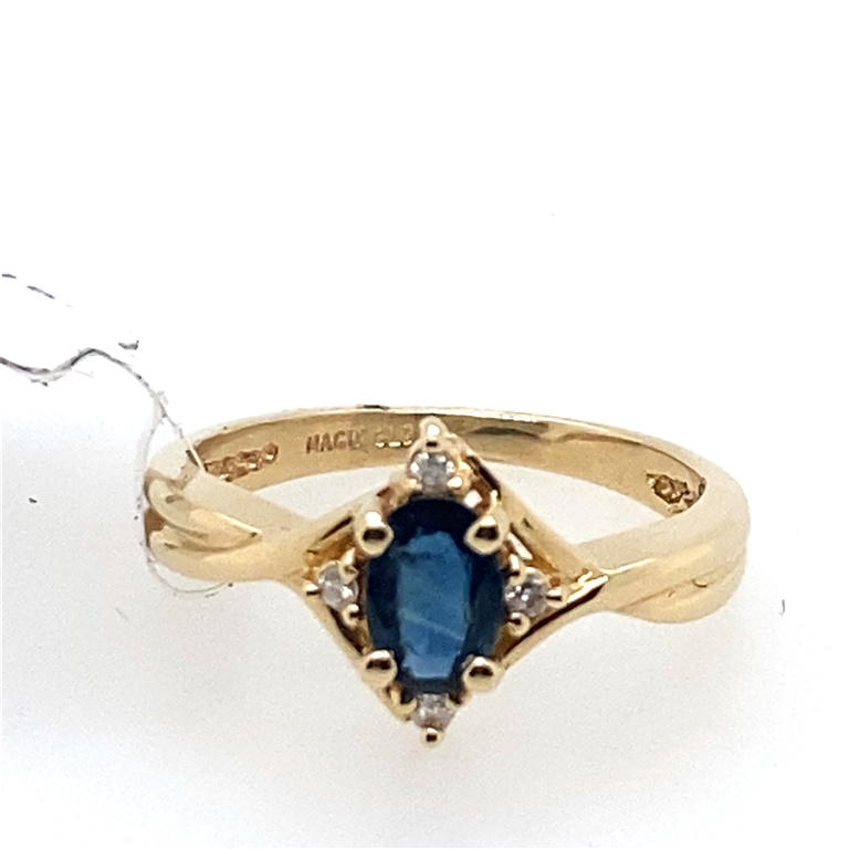 14k Yellow Gold Diamond & Sapphire Ring