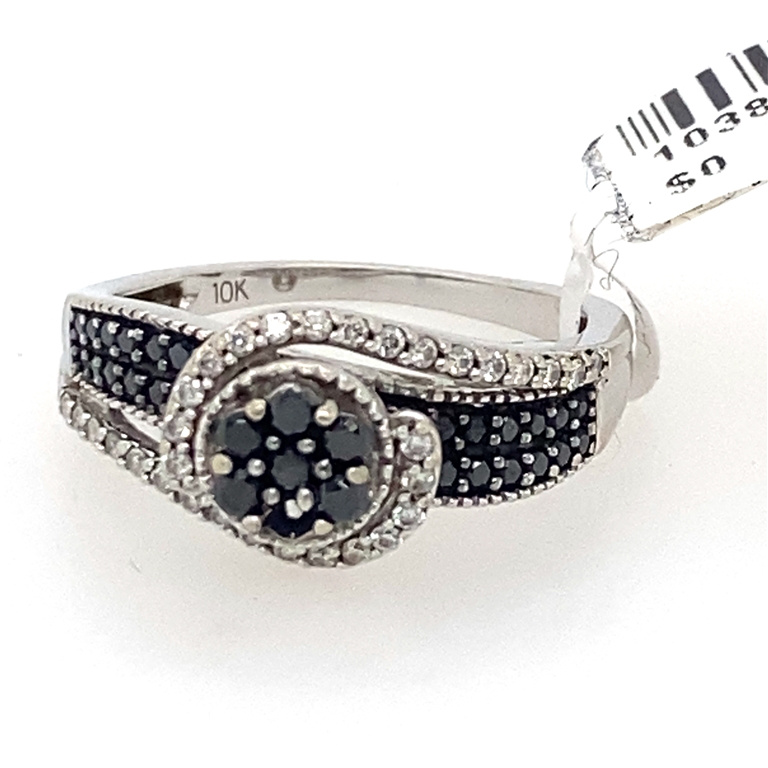 Diamond & Sapphire Ring