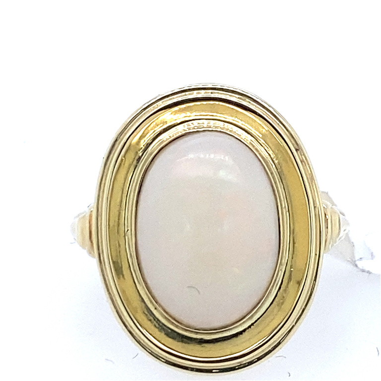14k Yellow Gold Opal Ring