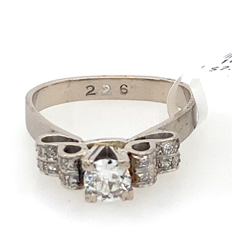 Platinum Diamond Ring