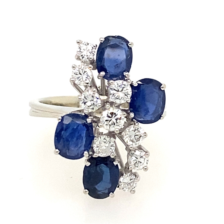 18k White Gold Diamond & Sapphire Ring