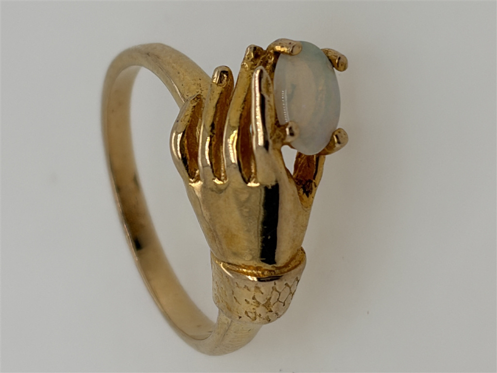 14k Yellow Gold Opal Ring